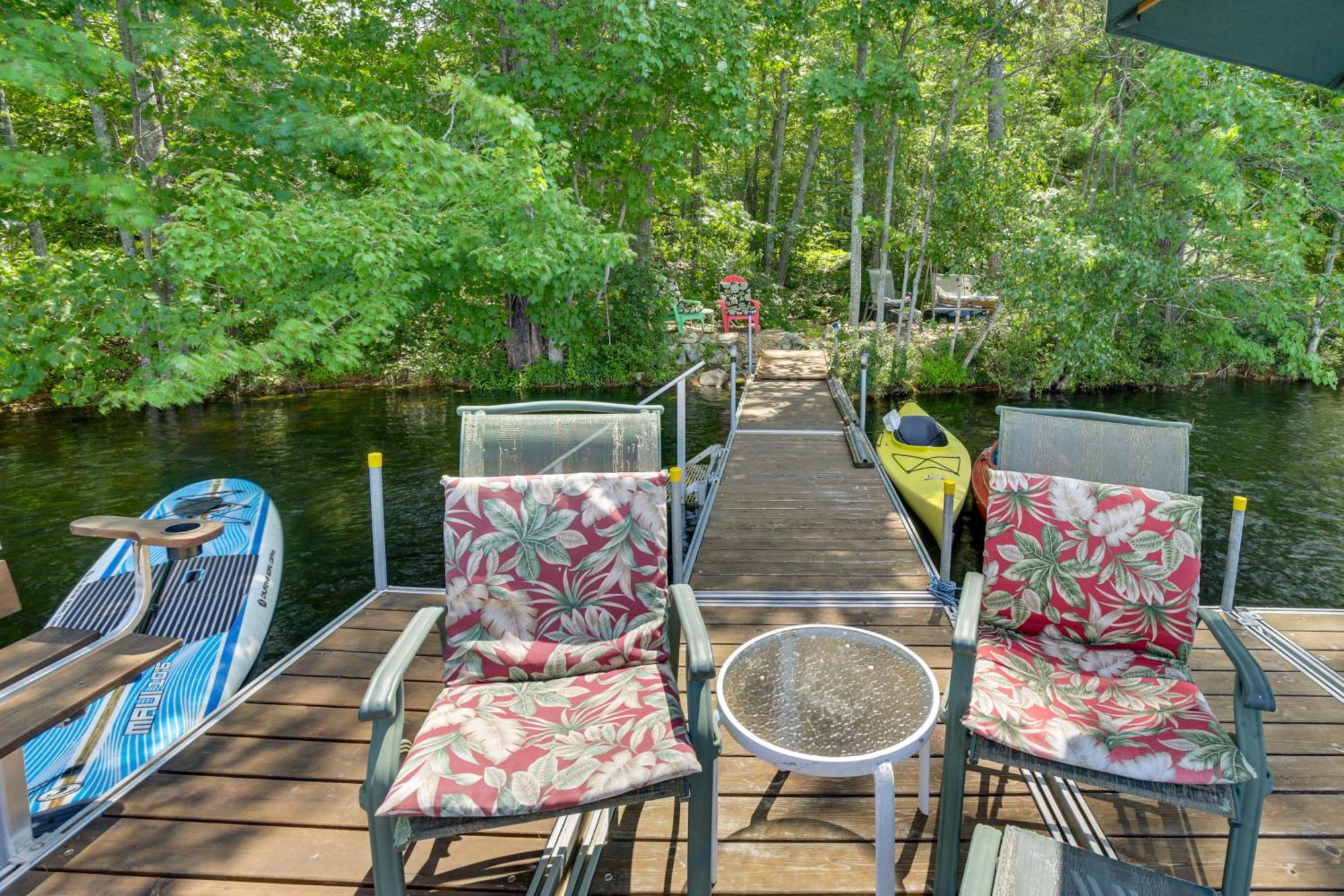 Maine Cottage With Dock And Kayaks, Near Augusta! Εξωτερικό φωτογραφία